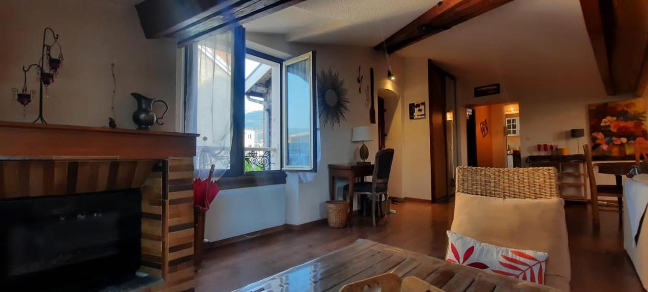 Cosy And Calm In Grenoble City Heart With Free And Large Parking Q-Park Chavant Zewnętrze zdjęcie